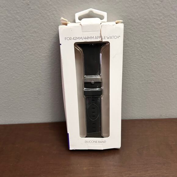 Silicon Band for Apple Watch 44mm/44mm Soft Durable Comfortable Fit - Black - Picture 1 of 5